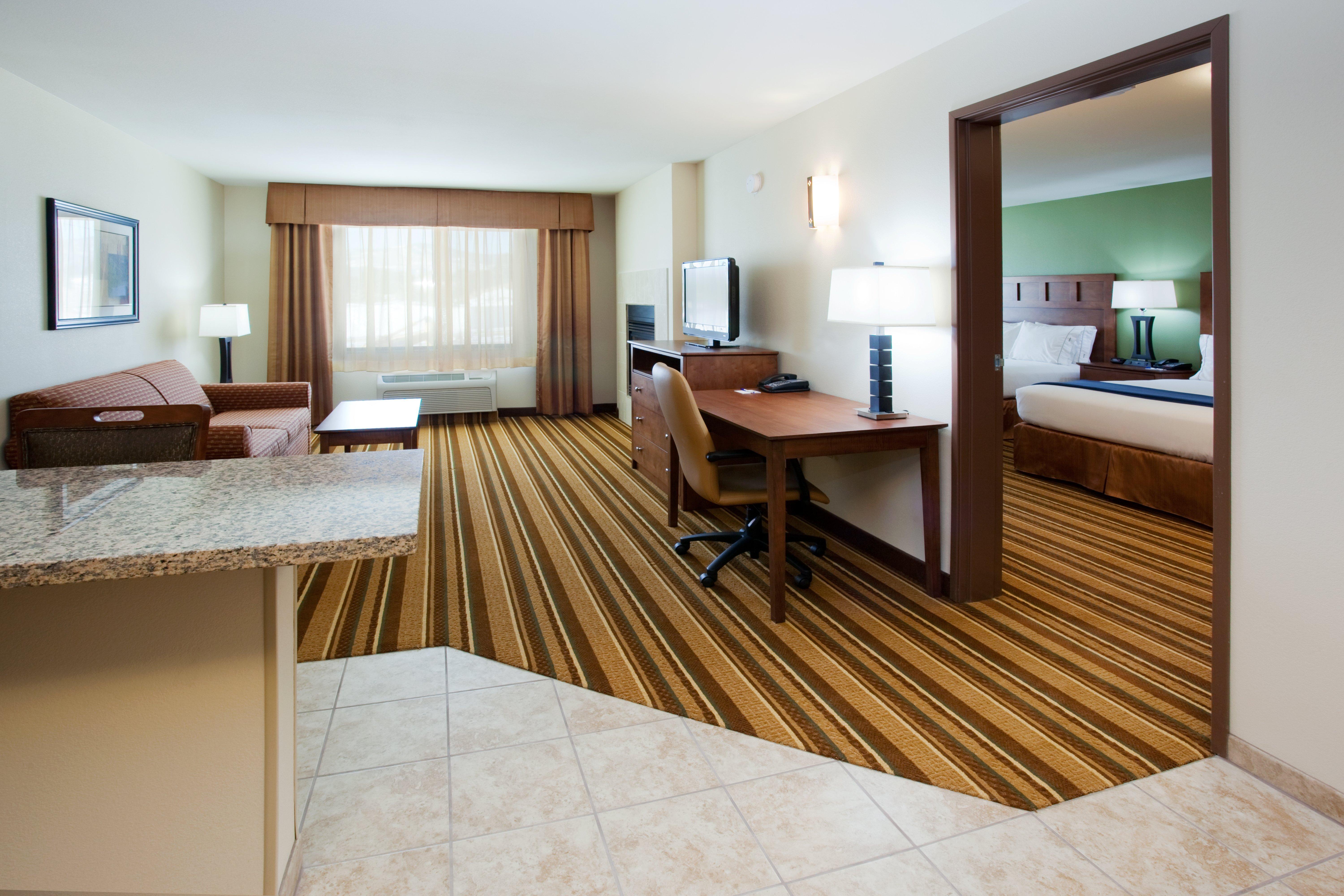 Holiday Inn Express And Suites Los Alamos Entrada Park, An Ihg Hotel Extérieur photo